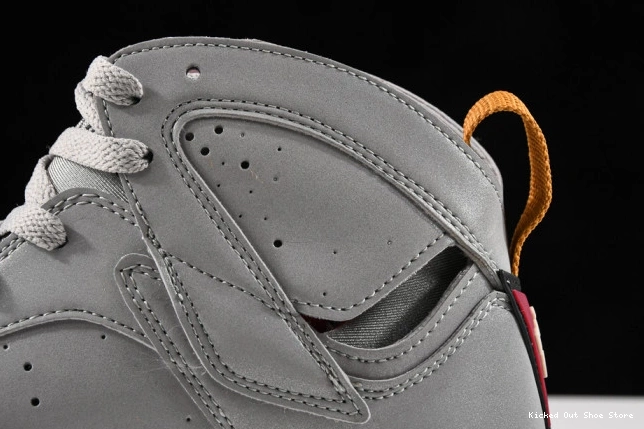 Kick Theory BV6281-006 Air Jordan 7 Reflective Cardinal 0728